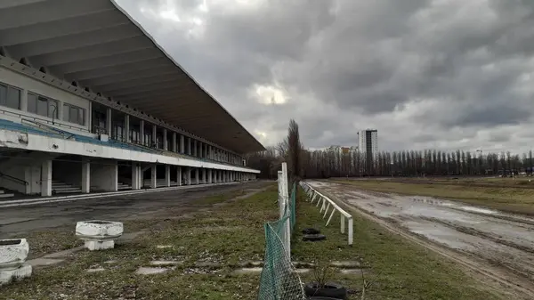 KIEV, UCRANIA - 3 de febrero de 2020: El edificio en el territorio — Foto de Stock