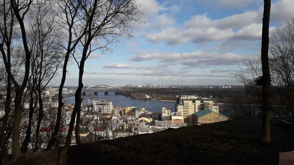 KIEV, UKRAINE - FEBRUARY 3, 2020: Panorama of the city and a vie — ストック写真