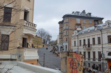 Kiev, Ukrayna - 16 Şubat 2020: Andreevsky kökenli mimari