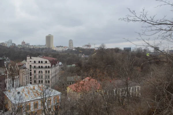 KIEV, UCRÂNIA - FEVEREIRO 16, 2020: Andreevsky descent architectu — Fotografia de Stock