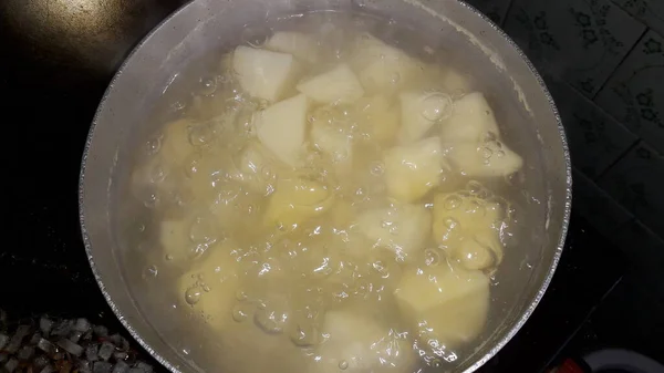 Vários Alimentos Caseiros Cozidos Cozinha — Fotografia de Stock