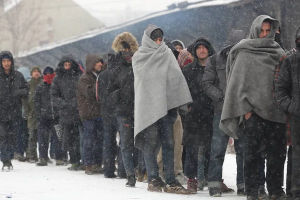 Invandrare i Belgrad under vintern — Stockfoto