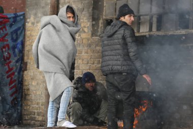Belgrad 'da kışın göçmenler