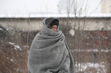 Belgrad 'da kışın göçmenler