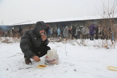 Belgrad 'da kışın göçmenler