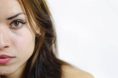 Gün ışığı iç genç kadın portre yakaladık