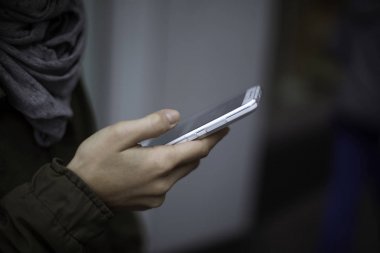 Cep telefonunu kullanarak Maan