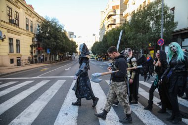 Grup insanlar makyaj bir zobies gibi