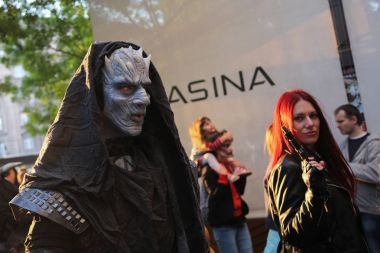 İnsanlar serisi Oyun tahtlar kostümleri