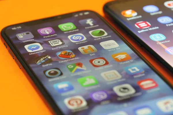 Yeni Samsung S8 artı bir Iphone X operatör