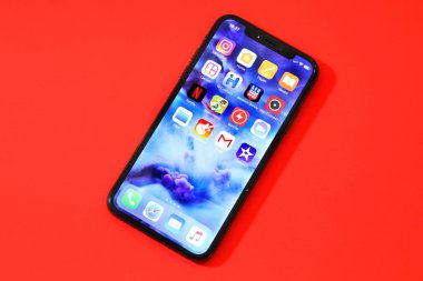 Yeni Iphone X veya on