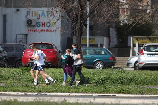 Belgrad Serbia Mart 2020 Insanlar Sokakta Corona Virüsü Sırbistan Dört — Stok fotoğraf