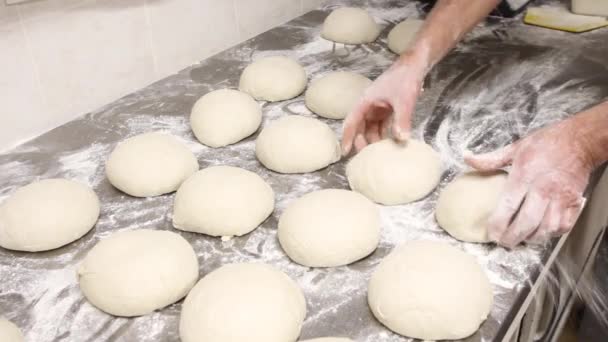 Masa hecha a mano Amasada Panadería — Vídeos de Stock