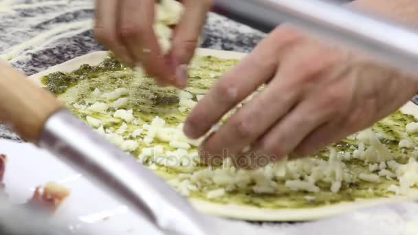 Fabricación de Pizza Parte 1 — Vídeo de stock