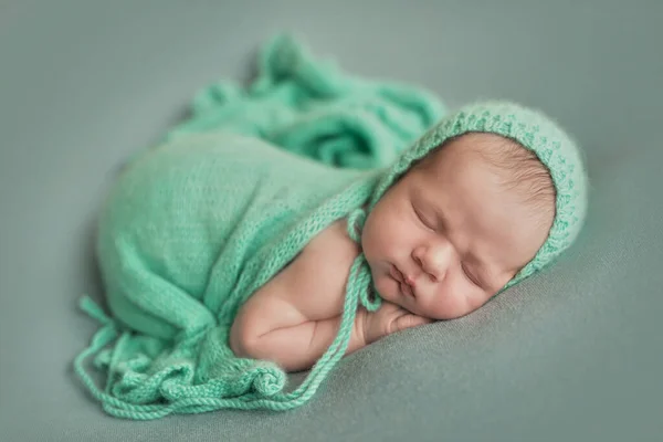 Bebé Recién Nacido Dormido Concepto Saludable Médico Niño Sano Concepto — Foto de Stock