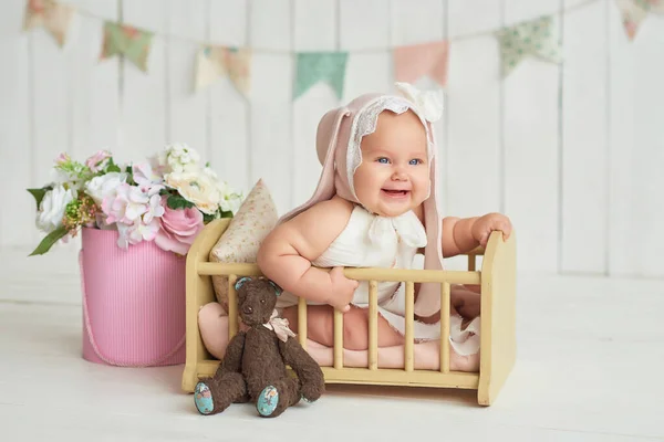 Bebê Engraçado Bonito Com Orelha Coelho Cartão Páscoa Espaço Cópia — Fotografia de Stock