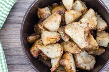 ev yapımı elması kavrulmuş sunchoke çanak