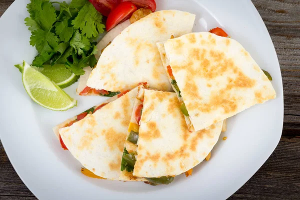 Prato de frango quesadilla — Fotografia de Stock