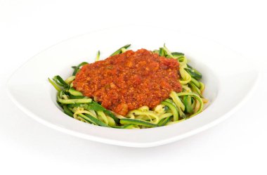 kabak domates soslu spagetti sarmal