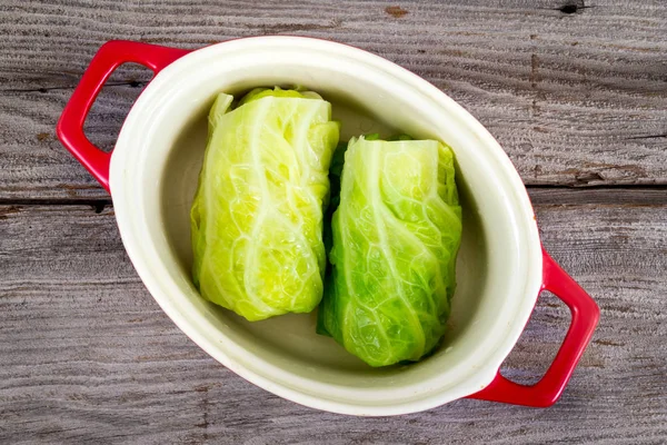 Involtini di cavolo ripieni in vaso — Foto Stock