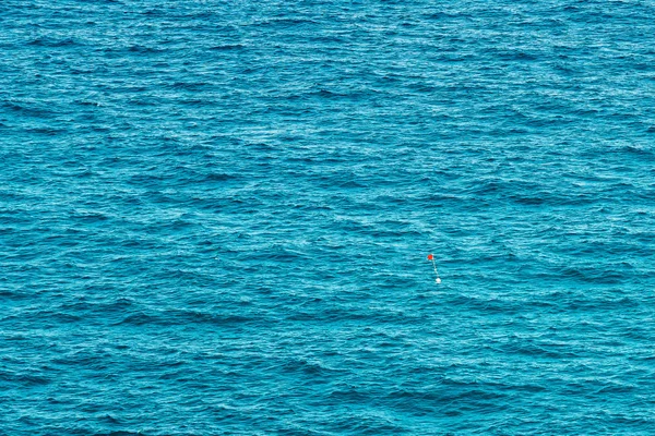 Rode Leven Boei Het Midden Van Oceaan Wide — Stockfoto