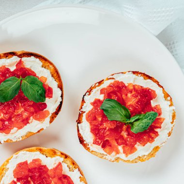 Domates ve Keçi peyniri