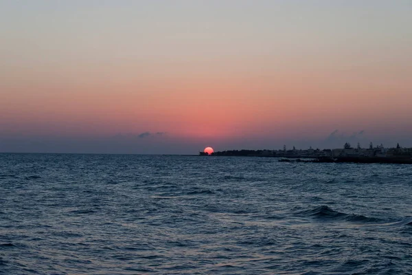 Sonnenaufgang Über Dem Meer Kokkini Hani Beton Griechenland Malerische Küstenlandschaft — Stockfoto