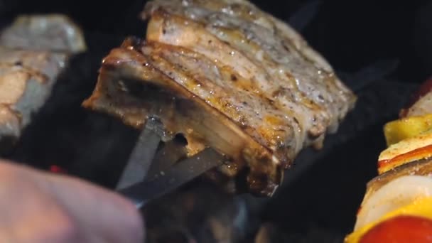 Alguien Está Friendo Kebab Chef Está Preparando Kebab Carne Shish — Vídeos de Stock
