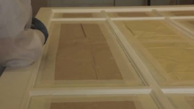 Mobilya imalatı şirketi. Büyük bir girişim. Ahşap. Makine araçları.