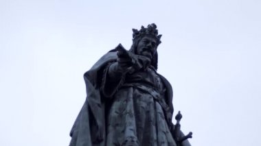 Güzel bir yer. Güzel Prag şehri. Charles Köprüsü. Sonbaharda Prag