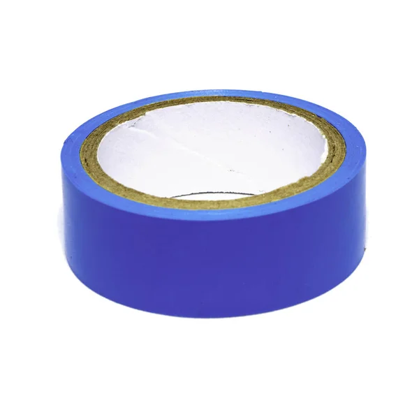 Rotolo di nastro adesivo di plastica blu isolato su bianco — Foto Stock