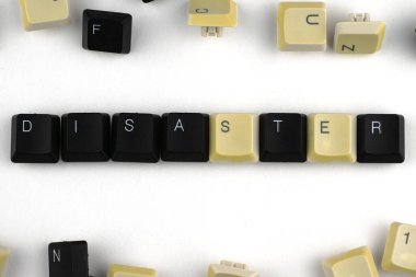 konsept virüs uzaktan kumandalı bilgisayar kelime felaketi klavye tuşlarından yayıldı