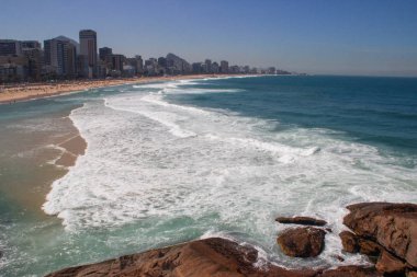 Brezilya ve Rio de Janeiro 'nun en popüler ve ünlü plajı. -