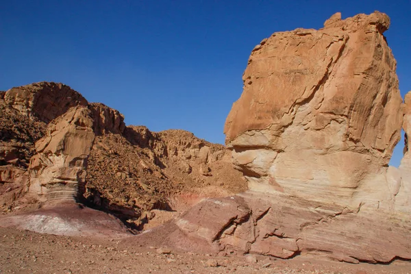 Slavný národní park Timna v poušti v jižním Izraeli — Stock fotografie