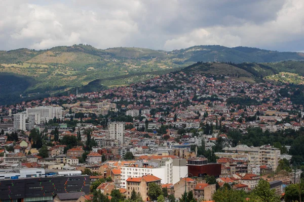 Pemandangan arsitektur kota Sarajevo - ibu kota o — Stok Foto