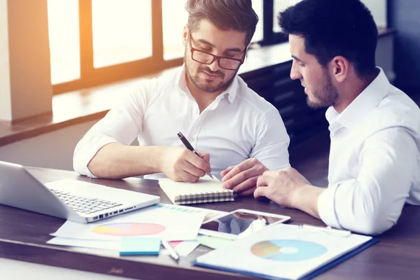 Businessmen working at office — Stock Photo, Image