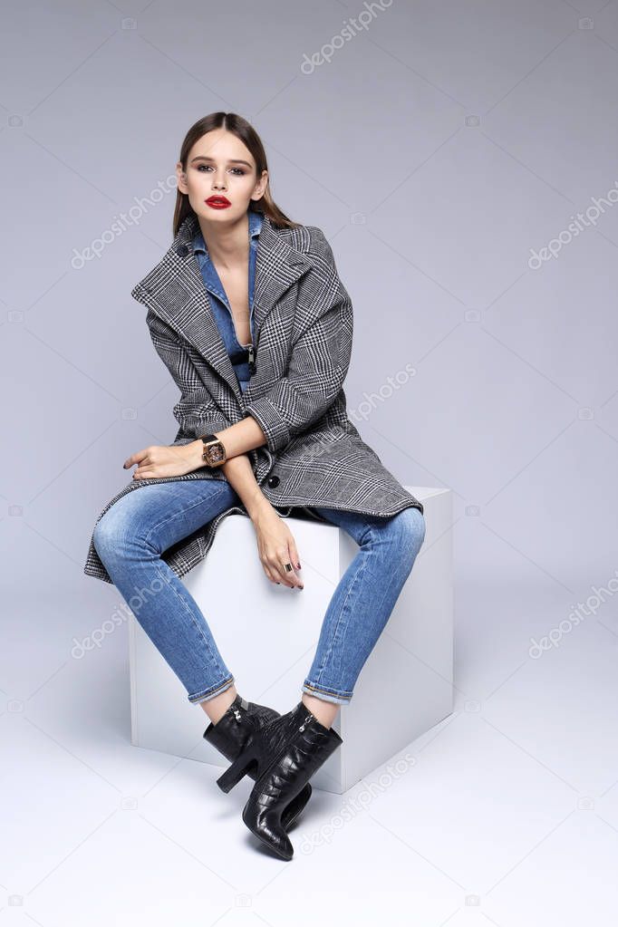 fashion woman in Grey coat