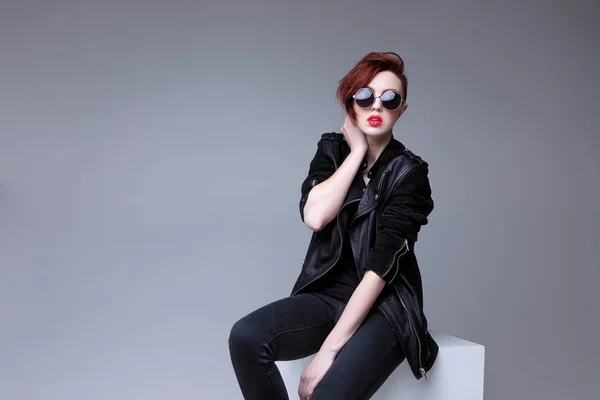 Redhead fashion model — Stock Photo, Image