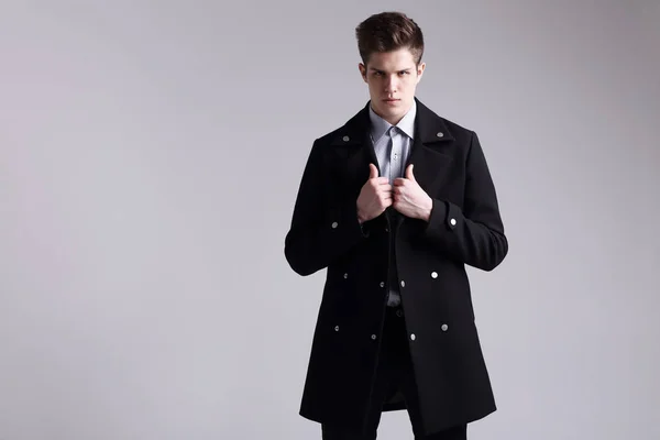 Fashion man in coat — Stock Photo, Image