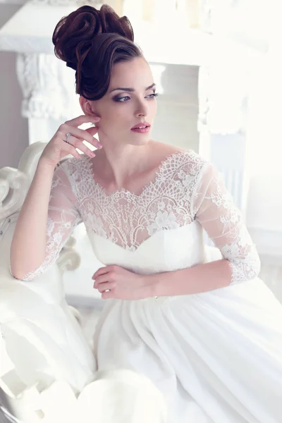 Ritratto di sposa splendida — Foto Stock