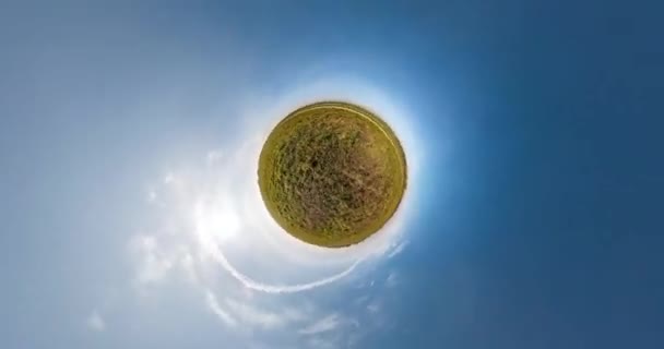 Pequeno Planeta Transformação Com Curvatura Espaço Torção Abstrata Fiação Panorama — Vídeo de Stock