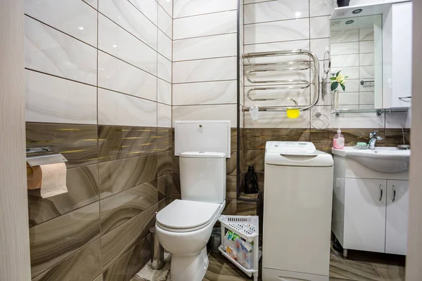 MINSK, BELARUS - SETTEMBRE 2019: toilette e dettaglio di un angolo — Foto Stock