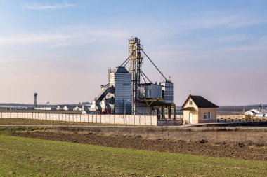Granary asansörü. İK için tarım ve imalat fabrikası