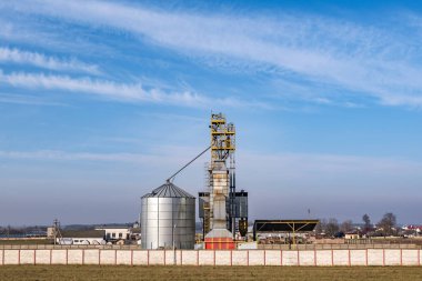 Granary asansörü. İK için tarım ve imalat fabrikası