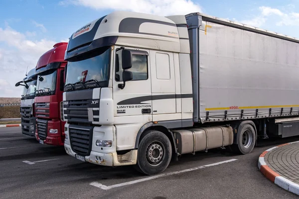 Minsk Belarus March 2020 Trucks Row Containers Parking Lot Logistic — Stock Photo, Image