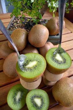 kivi dilimlenmiş, Natürmort