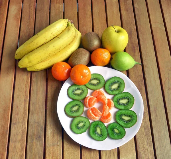 Fruta fresca lista para comer — Foto de Stock