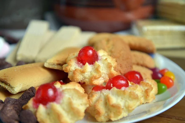 Chá e biscoitos em casa. close-up — Fotografia de Stock