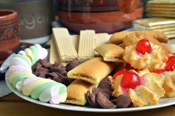 çay ve bisküvi evde. yakın çekim