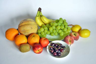  Çeşitli taze meyve